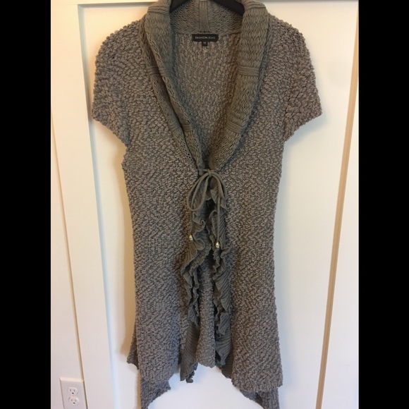 Long gray sweater with ruffle neck and waist tie - Picture 1 of 3